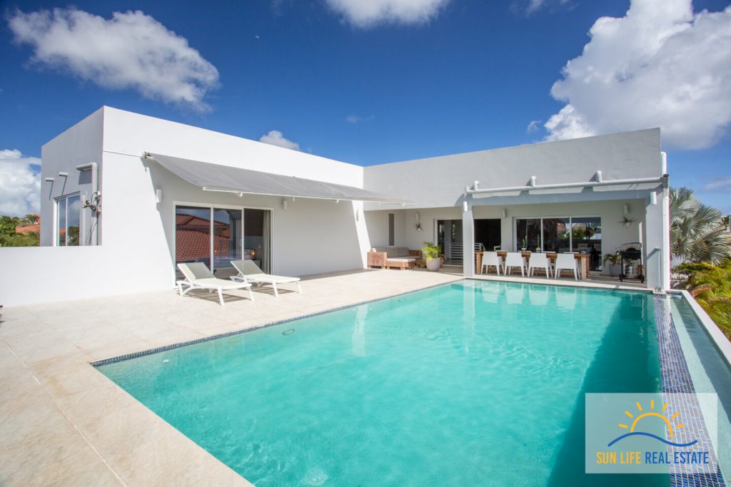 Buying a house on Curacao from the Netherlands
