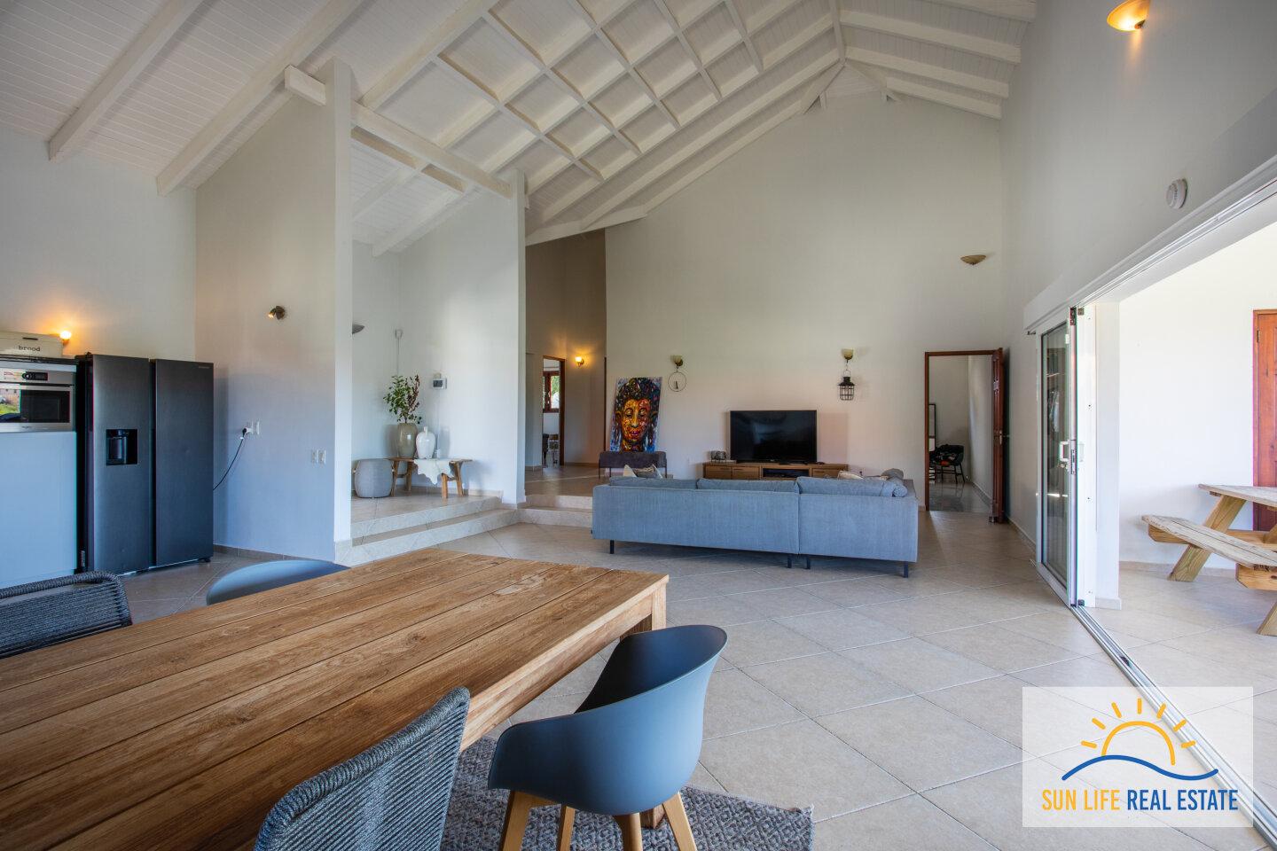 House for sale in Vista Royal