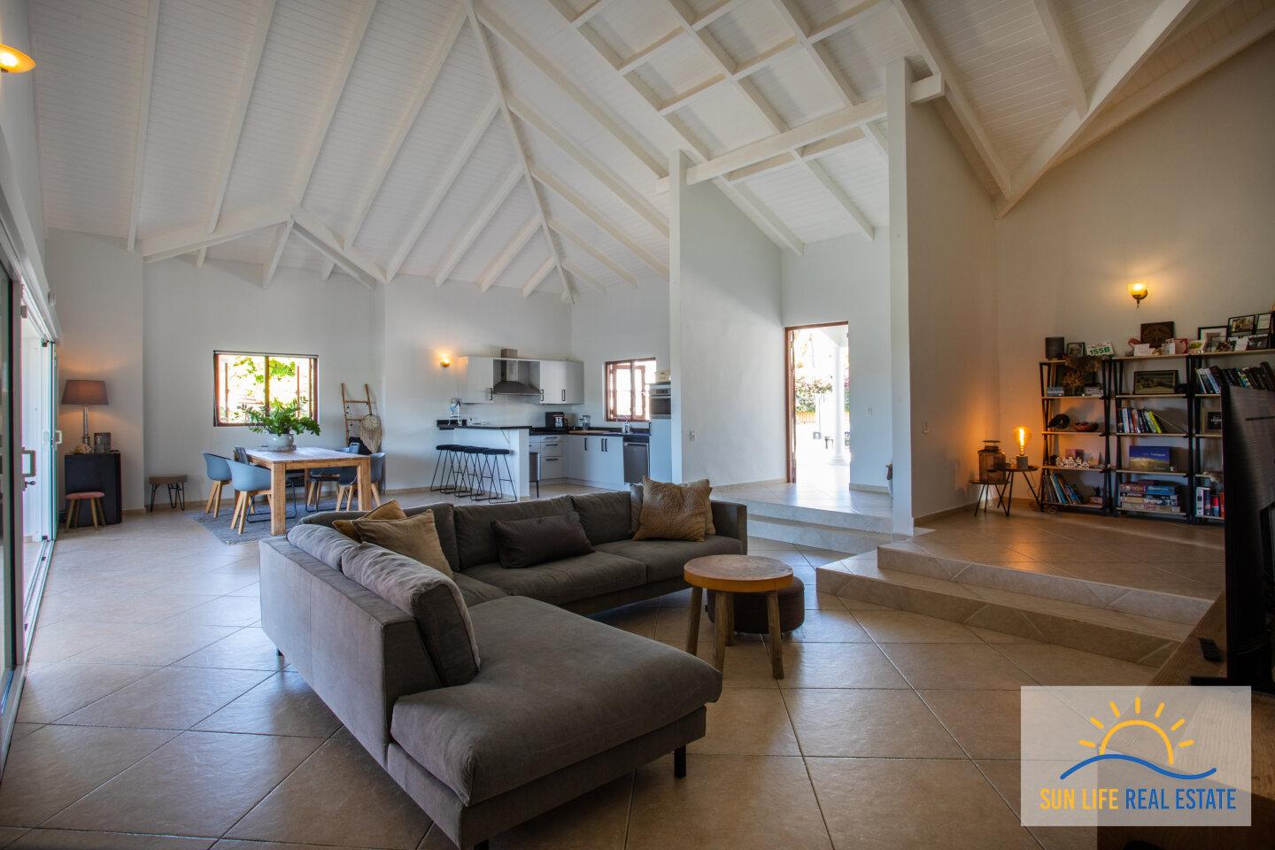 House for sale in Vista Royal