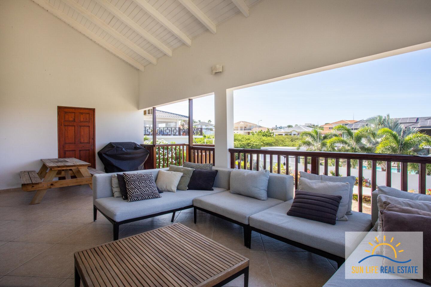 House for sale in Vista Royal