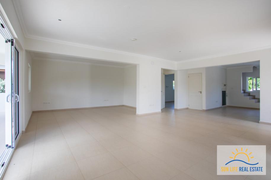 Villa for sale in Damasco Resort-26