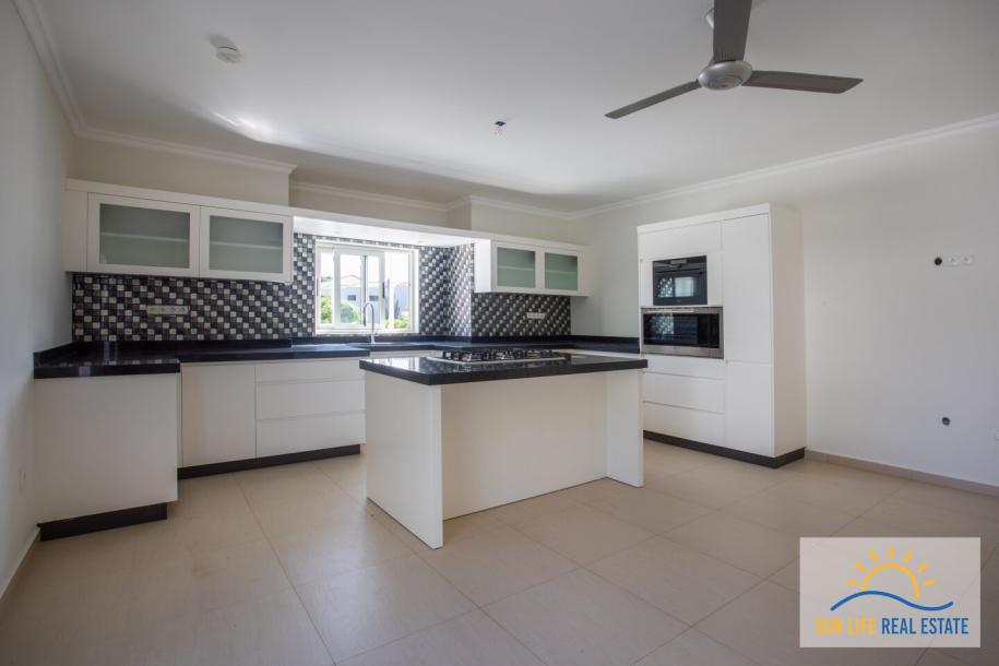 Villa for sale in Damasco Resort-23