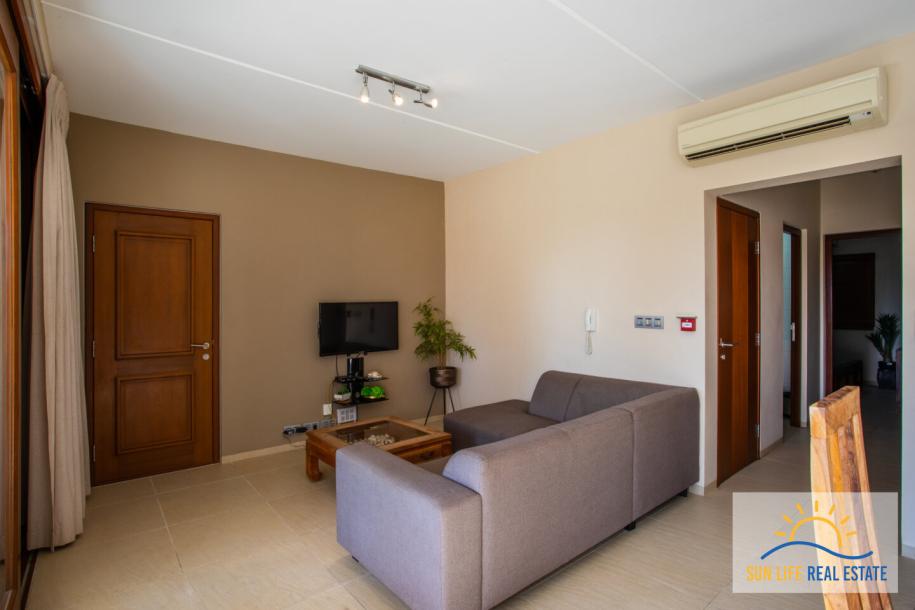 Beautiful two bedroom apartment with private beach area-12