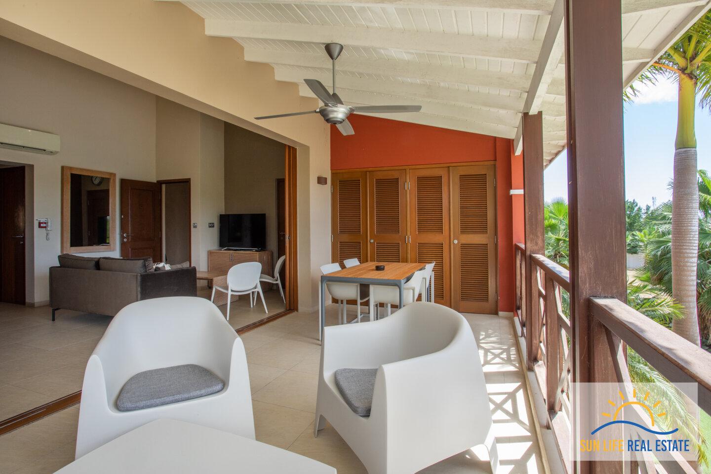 Waterfront apartment located on the first floor on a private beach