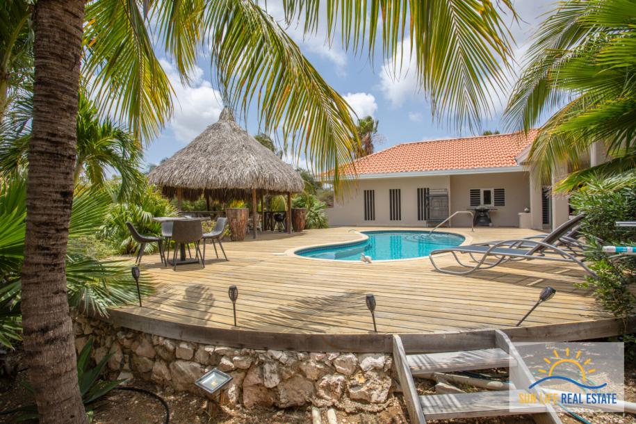 Luxury and spacious house for sale in Villapark Zuurzak-18