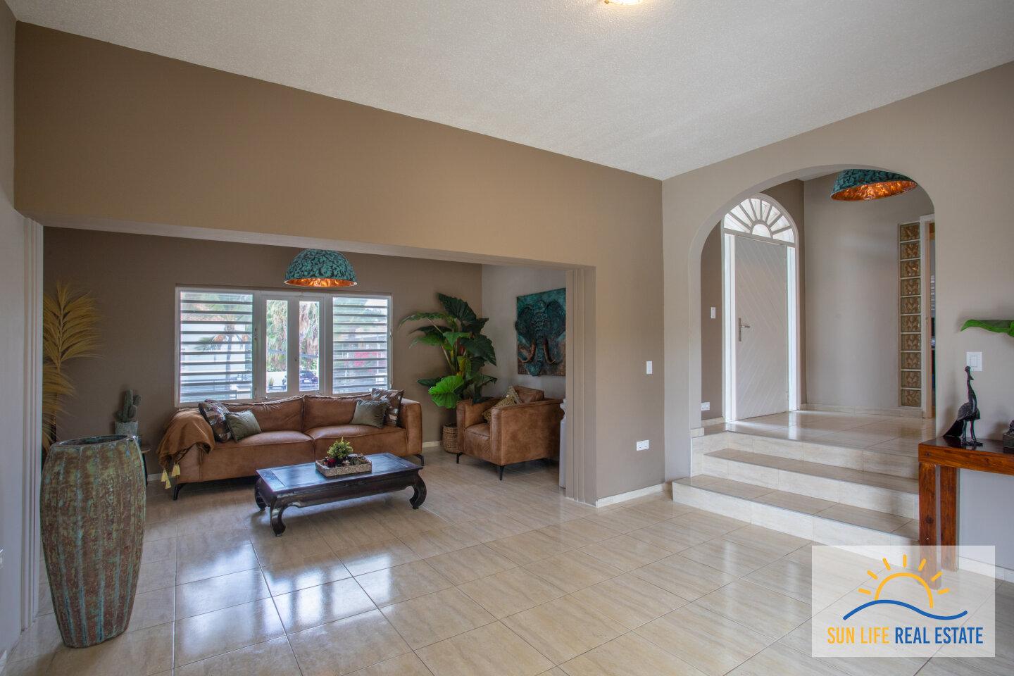 Luxury and spacious house for sale in Villapark Zuurzak