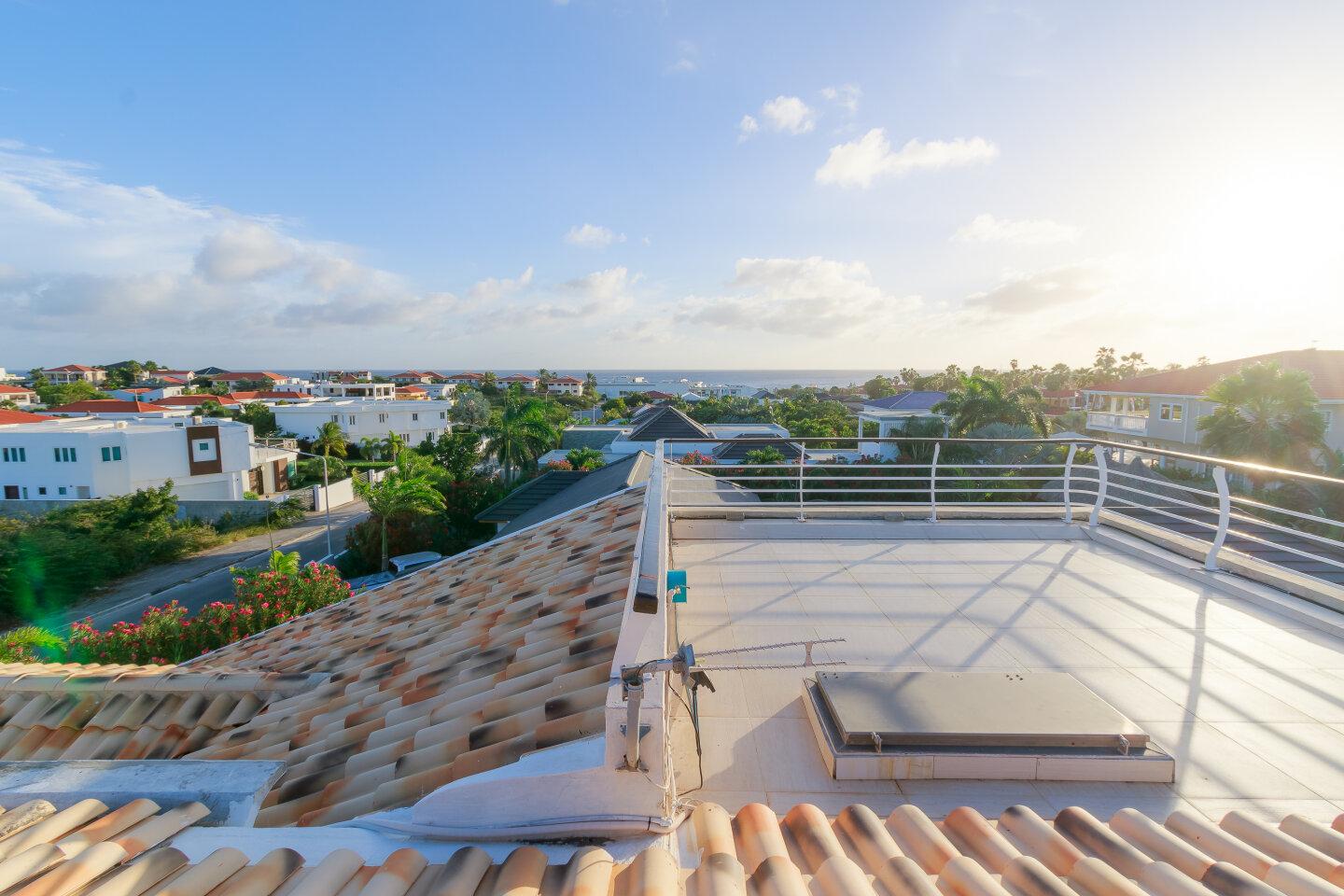 Large Villa Plus Apartments For Sale in Jan Thiel