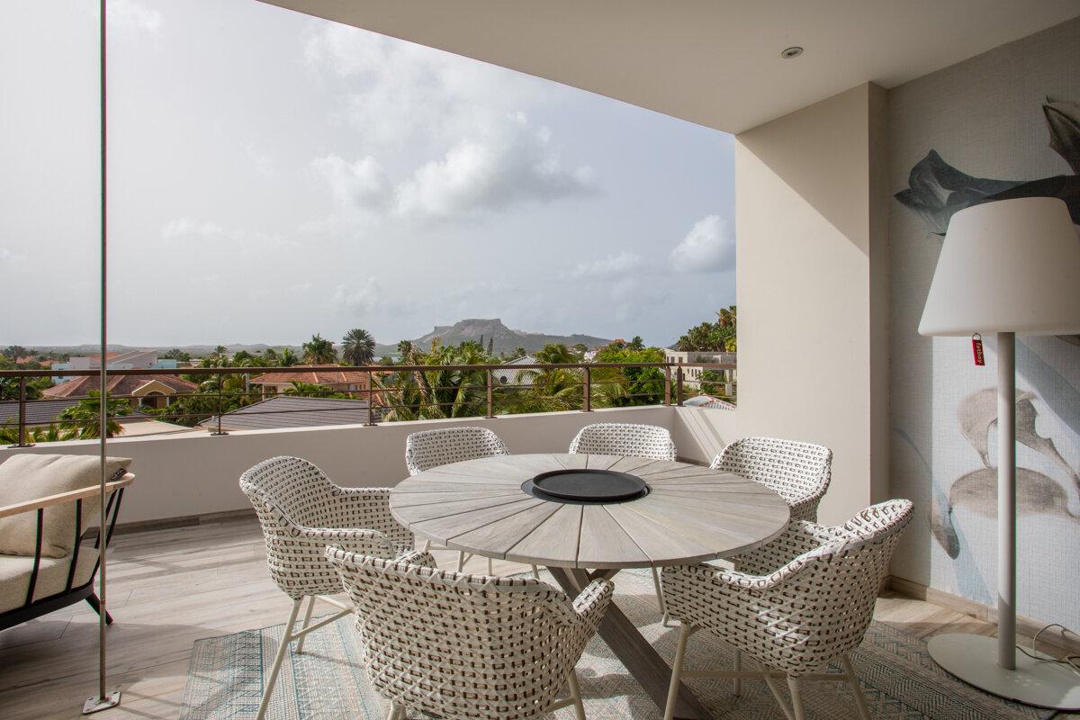 Luxury and exclusive apartment for sale in Jan Sofat