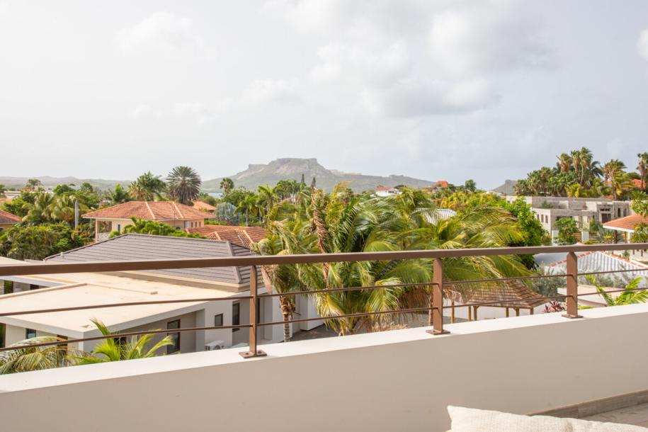 Luxury and exclusive apartment for sale in Jan Sofat-31