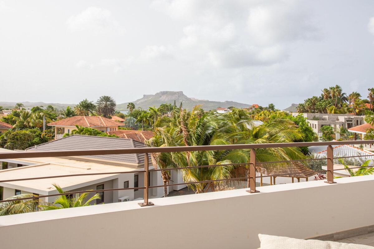 Luxury and exclusive apartment for sale in Jan Sofat