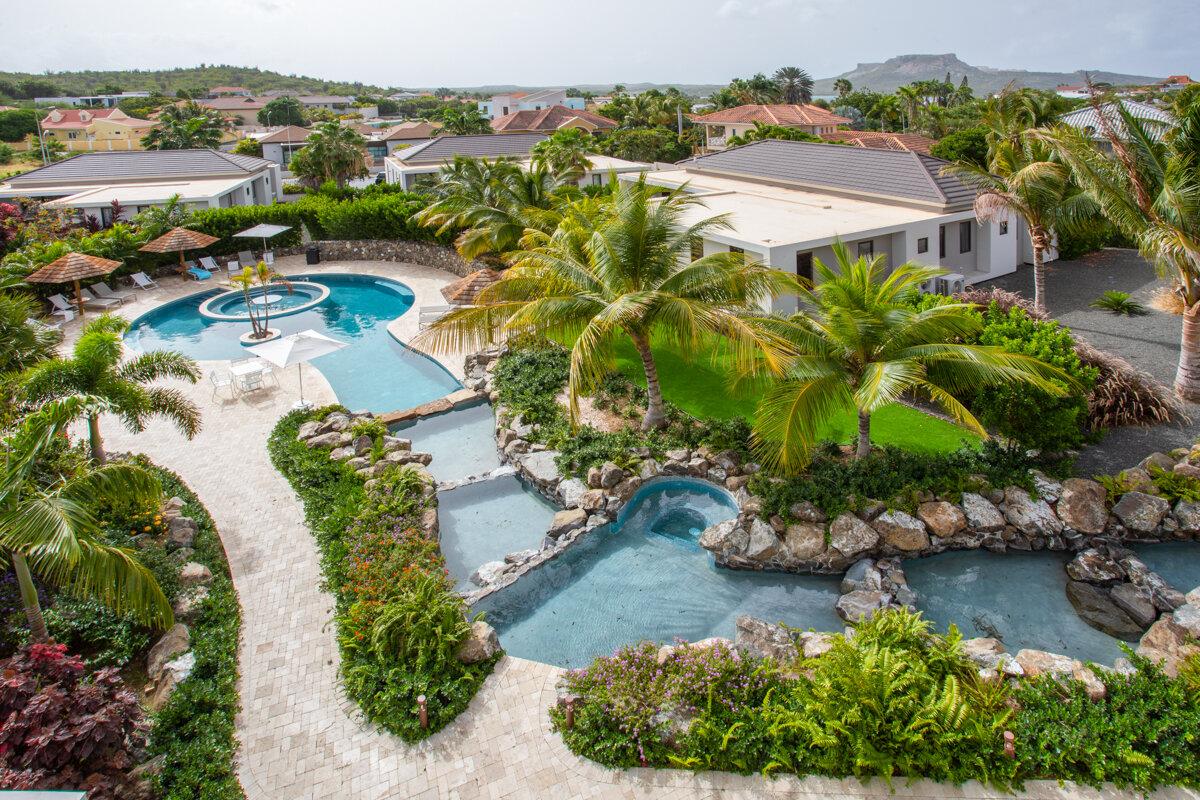 Luxury and exclusive apartment for sale in Jan Sofat