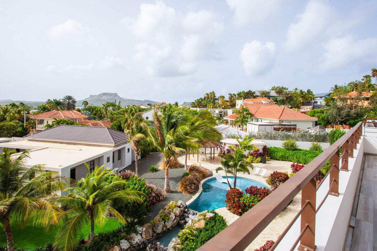 Luxury and exclusive apartment for sale in Jan Sofat