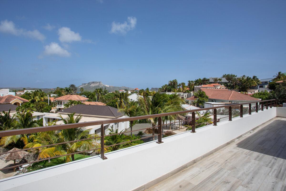 Luxury and exclusive apartment for sale in Jan Sofat