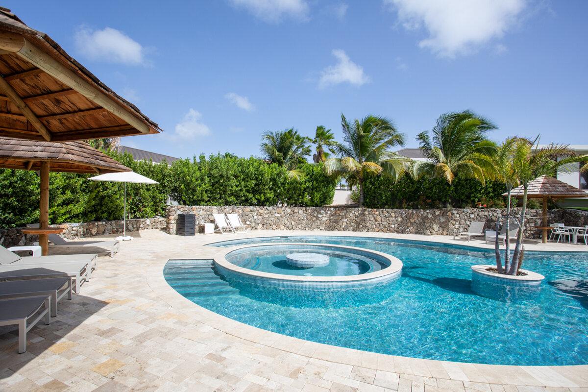 Luxury and exclusive apartment for sale in Jan Sofat