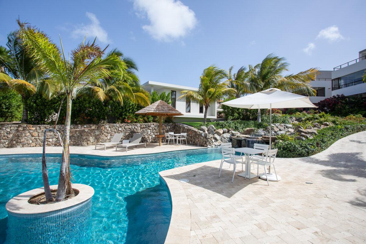 Luxury and exclusive apartment for sale in Jan Sofat