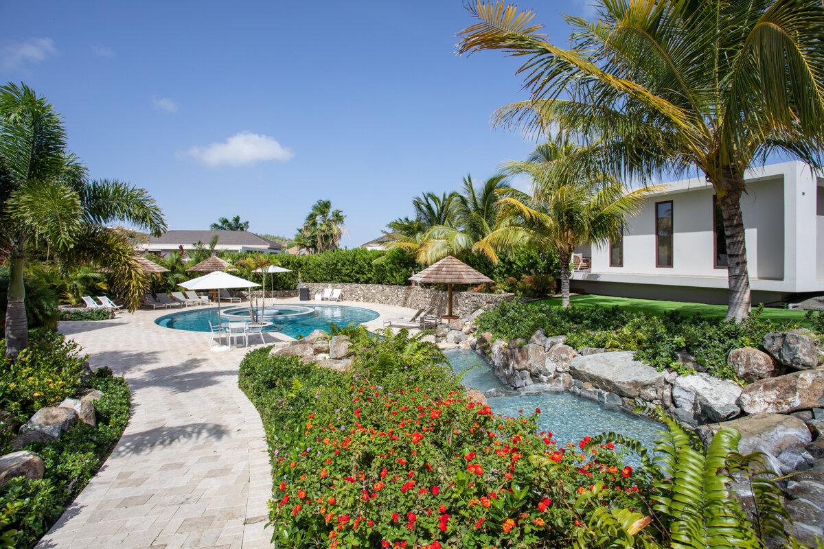 Luxury and exclusive apartment for sale in Jan Sofat