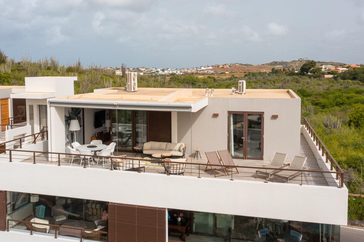 Luxury and exclusive apartment for sale in Jan Sofat