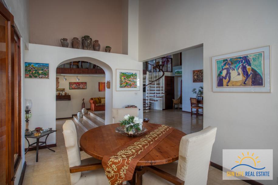 Large Fixer Up for Sale in Jan Thiel on a 1300 M2 plot-27