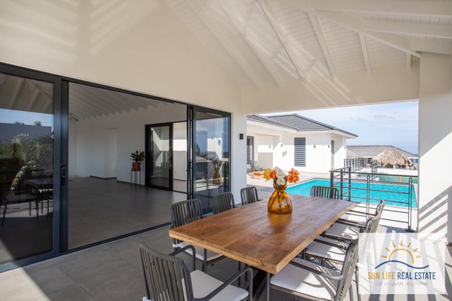 Newly Built and Modern Villa with Sea View for Sale in Vista Royal-49