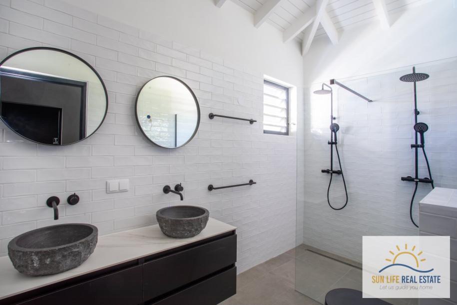 Newly Built and Modern Villa with Sea View for Sale in Vista Royal-34