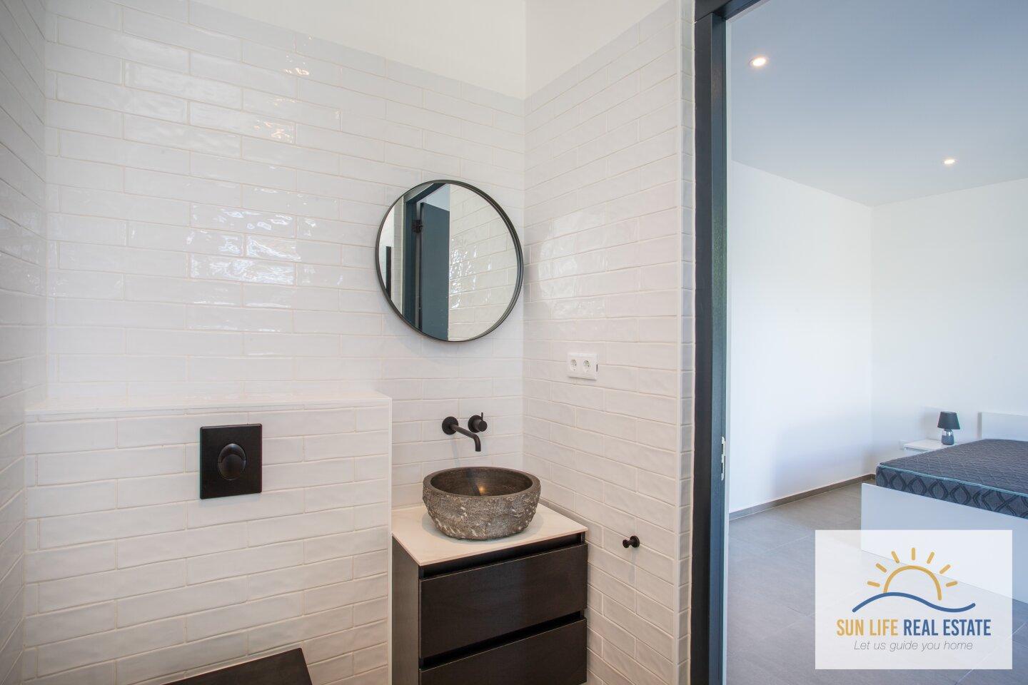 Newly Built and Modern Villa with Sea View for Sale in Vista Royal