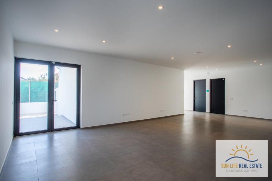 Newly Built and Modern Villa with Sea View for Sale in Vista Royal-24