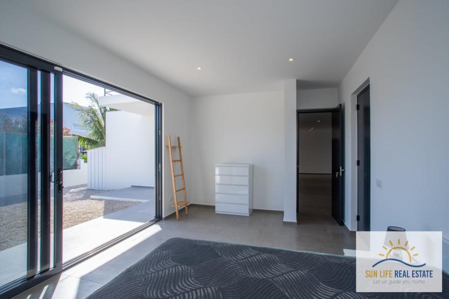 Newly Built and Modern Villa with Sea View for Sale in Vista Royal-18