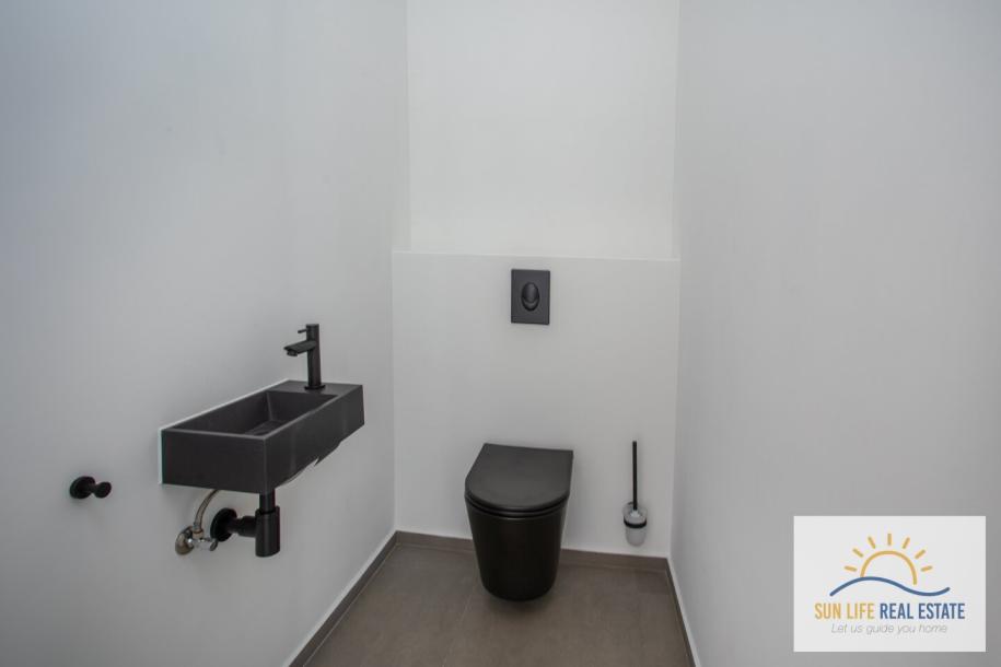 Newly Built and Modern Villa with Sea View for Sale in Vista Royal-16