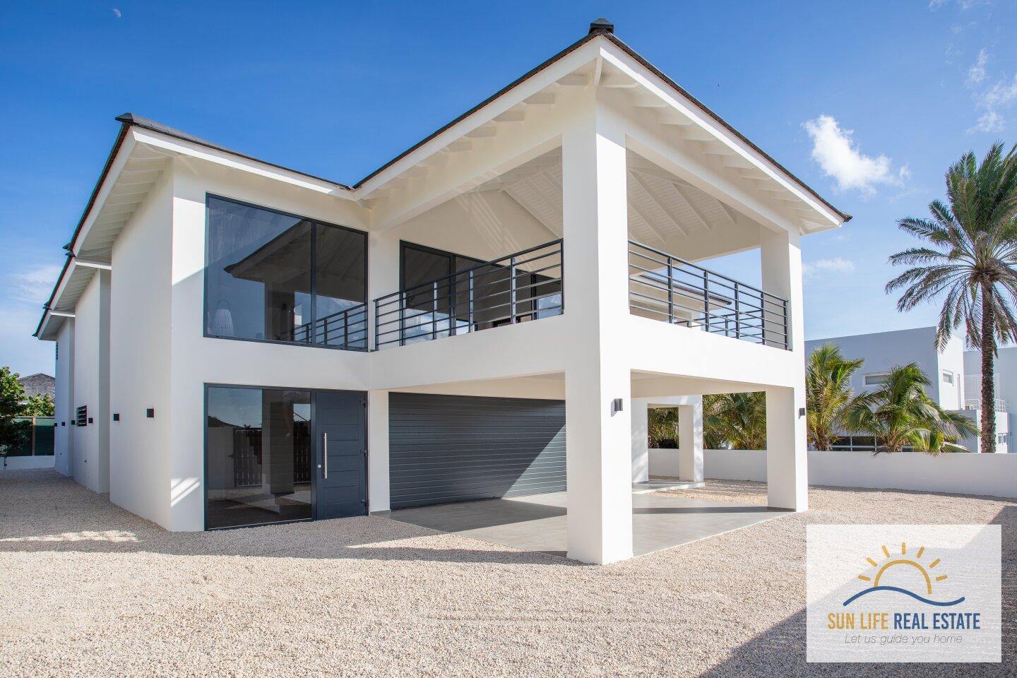 Newly Built and Modern Villa with Sea View for Sale in Vista Royal
