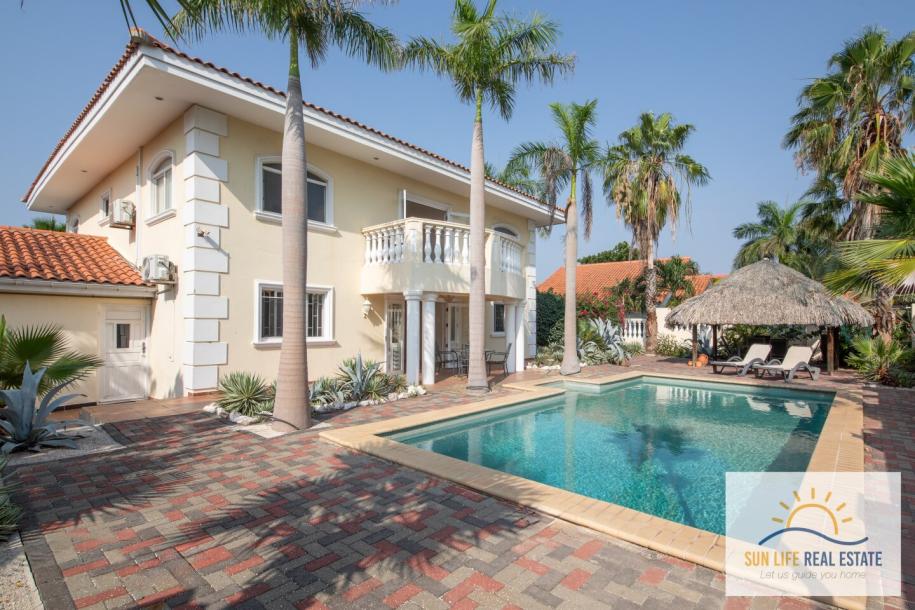 Exclusive and Spacious Residence at Villapark Zuurzak For Sale-69