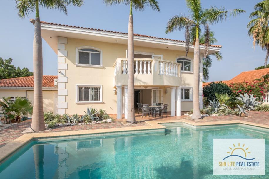 Exclusive and Spacious Residence at Villapark Zuurzak For Sale-68