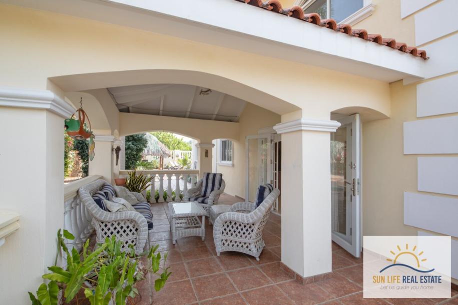 Exclusive and Spacious Residence at Villapark Zuurzak For Sale-56