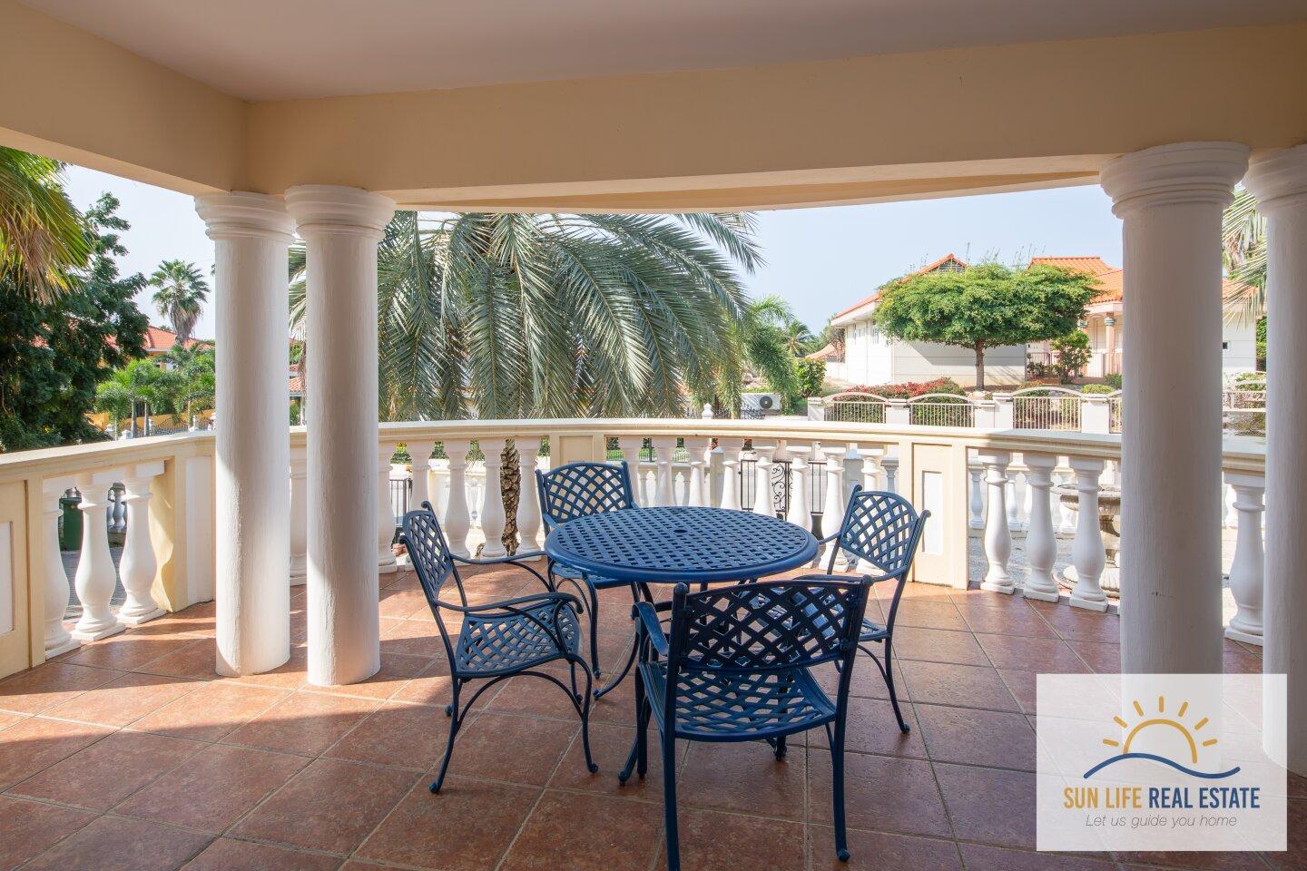 Exclusive and Spacious Residence at Villapark Zuurzak For Sale