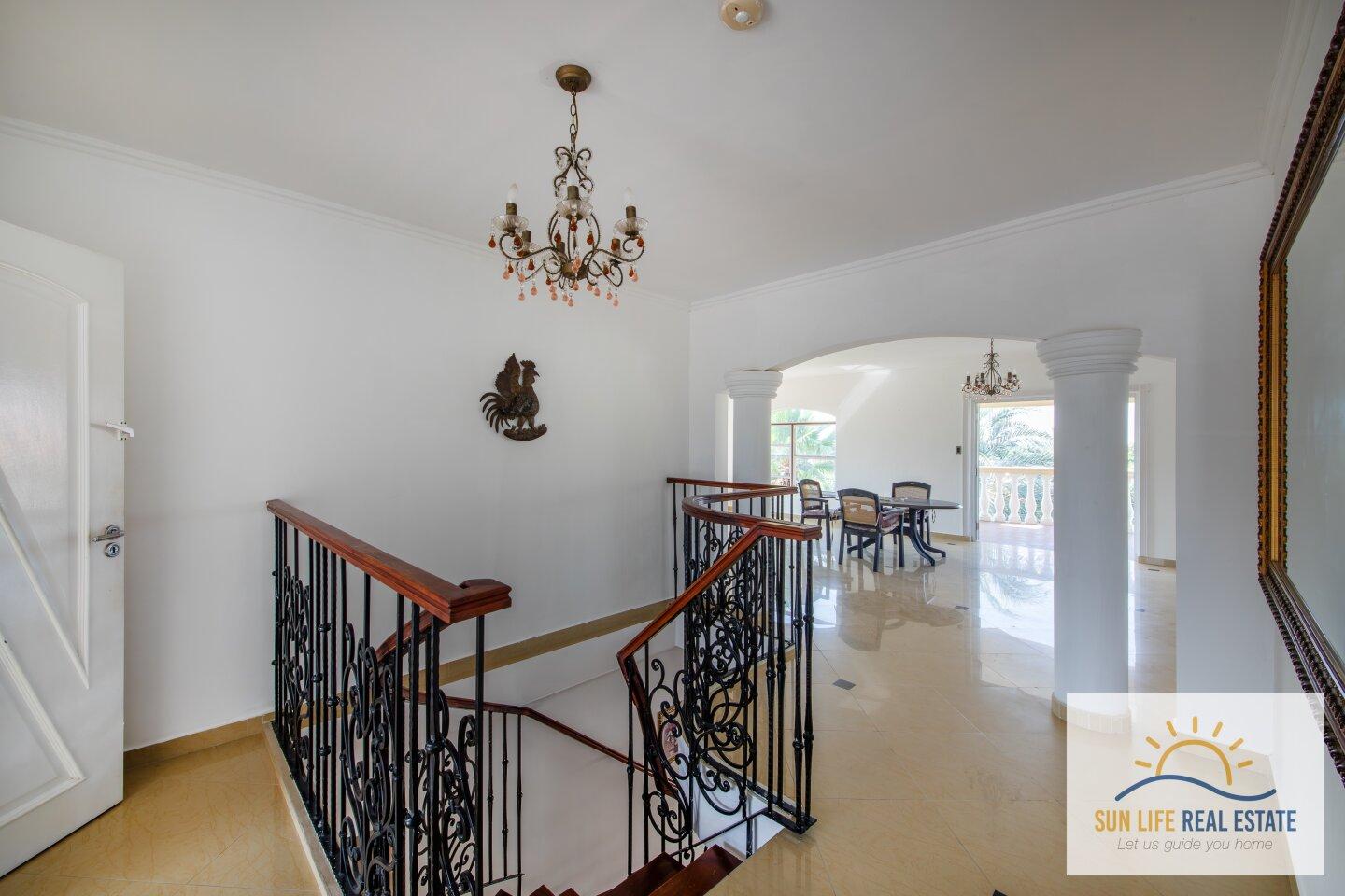 Exclusive and Spacious Residence at Villapark Zuurzak For Sale