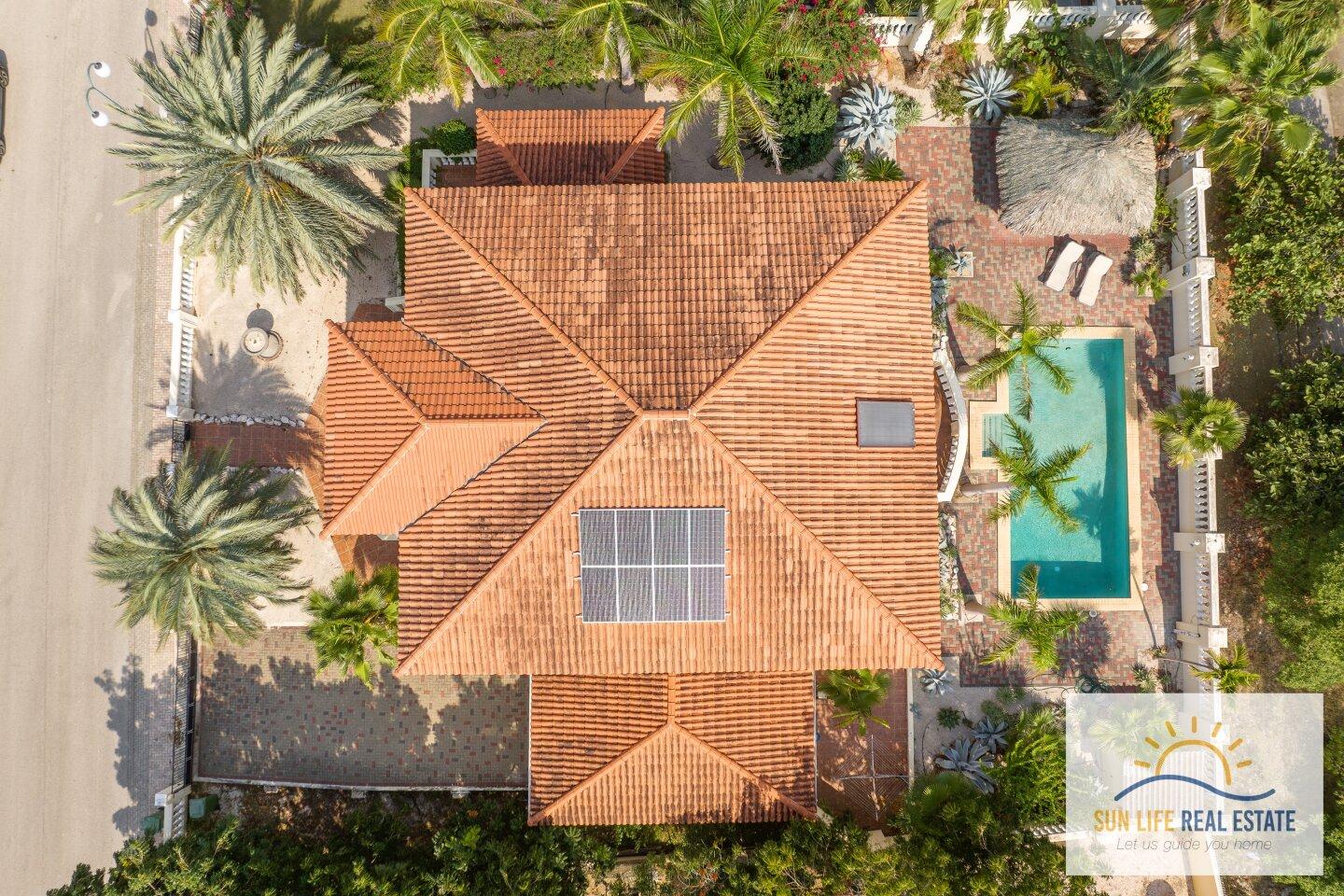 Exclusive and Spacious Residence at Villapark Zuurzak For Sale