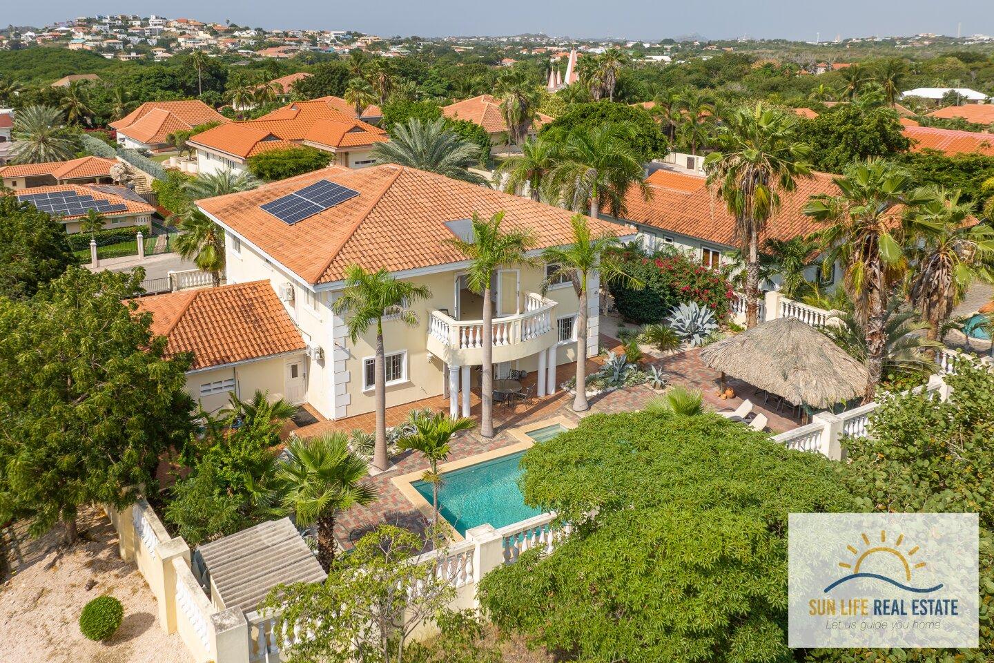 Exclusive and Spacious Residence at Villapark Zuurzak For Sale