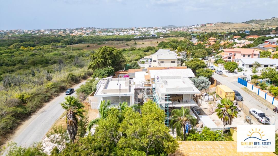 Luxury Condos and Penthouses Under Construction For Sale-9