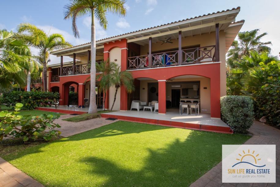 Exclusive Waterfront Apartment with Private Beach Access for Sale in Spanish Water Resort-34