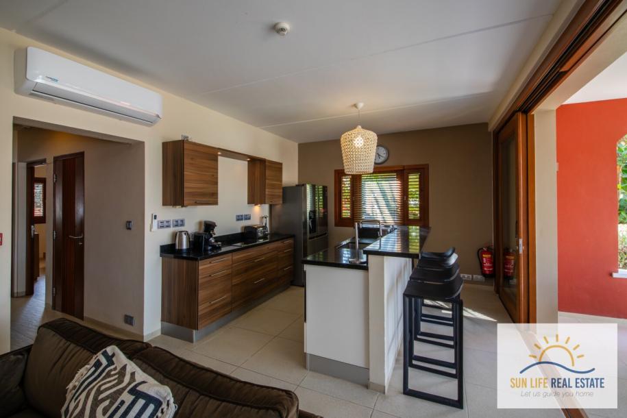 Exclusive Waterfront Apartment with Private Beach Access for Sale in Spanish Water Resort-10