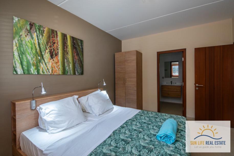 Exclusive Waterfront Apartment with Private Beach Access for Sale in Spanish Water Resort-20