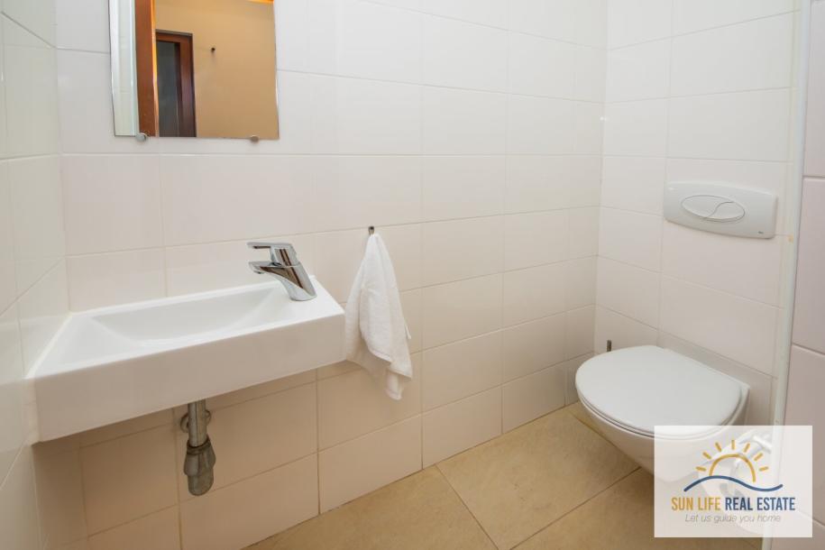 Exclusive Waterfront Apartment with Private Beach Access for Sale in Spanish Water Resort-23