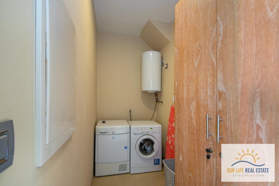 Exclusive Waterfront Apartment with Private Beach Access for Sale in Spanish Water Resort-26