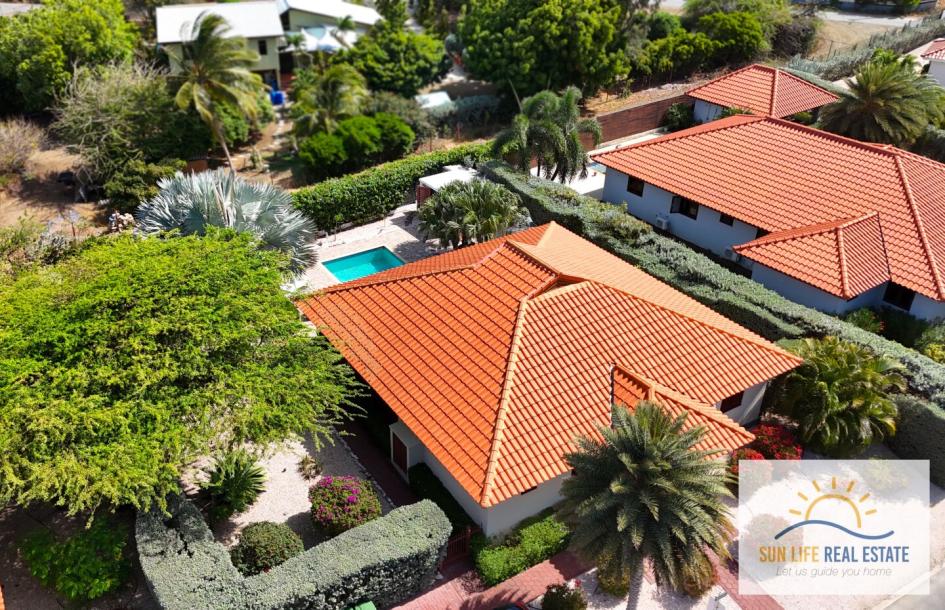 Prime Investment Opportunity: Rented Home for Sale with Immediate ROI at Villapark Flamboyan-4