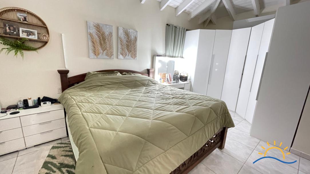 Villa With Beautiful Sea and Island Views-8