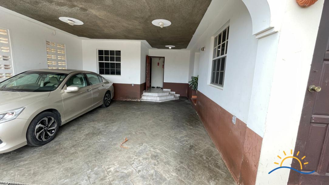 Villa With Beautiful Sea and Island Views-7