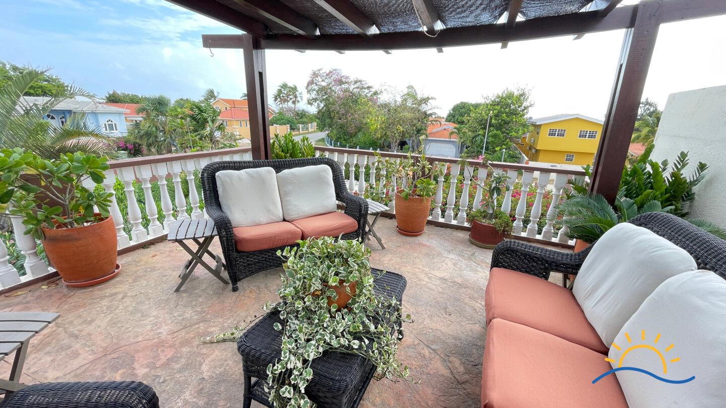 Villa With Beautiful Sea and Island Views