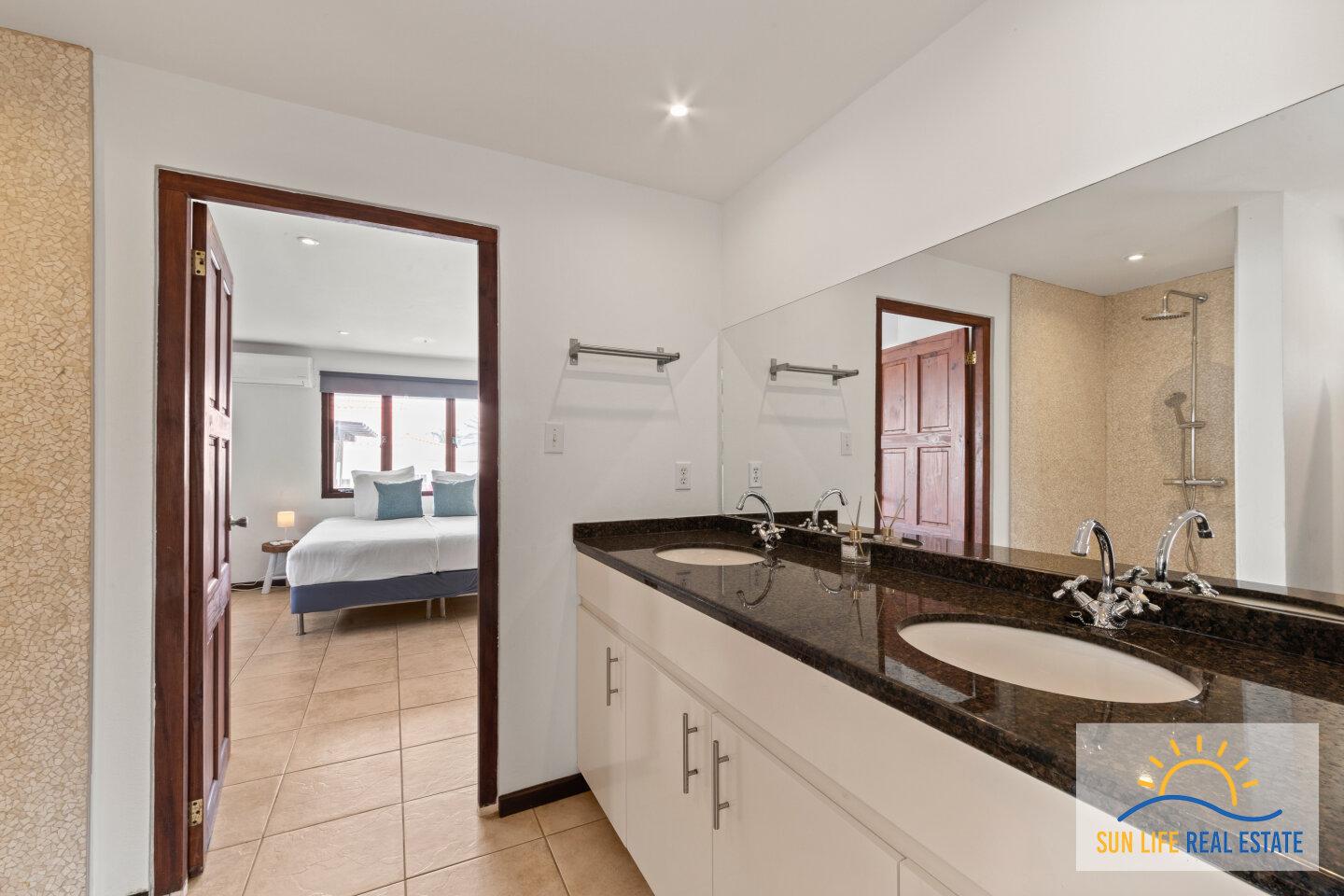 Vacation Villa for Sale in Vista Royal