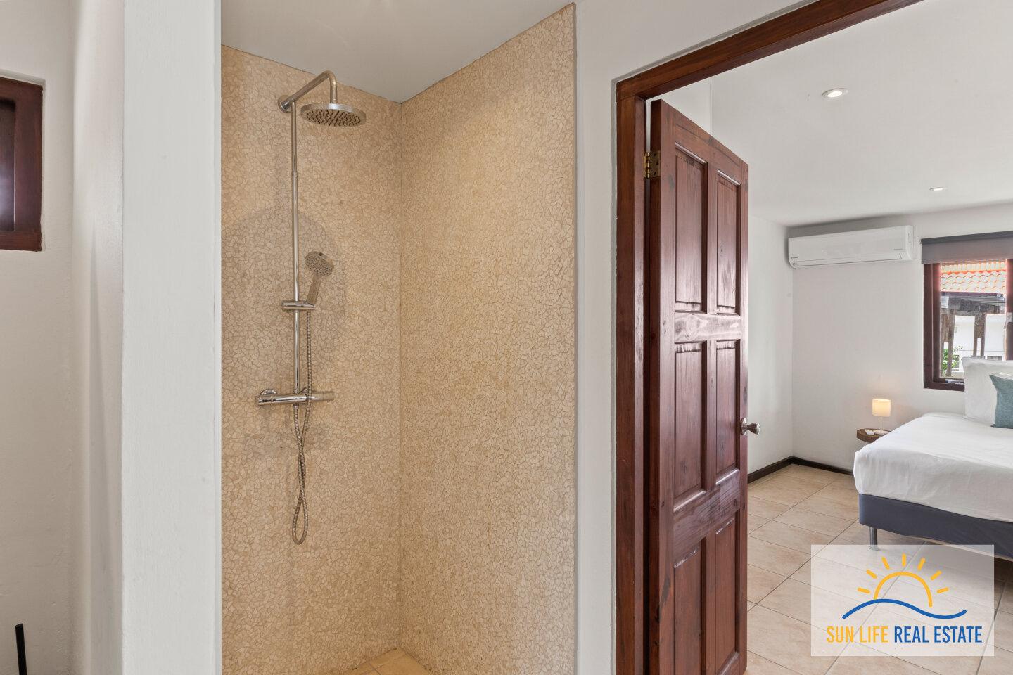 Vacation Villa for Sale in Vista Royal