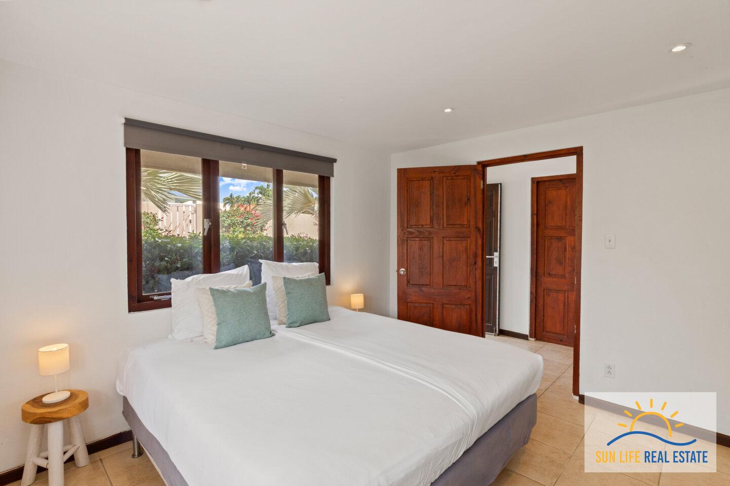 Vacation Villa for Sale in Vista Royal