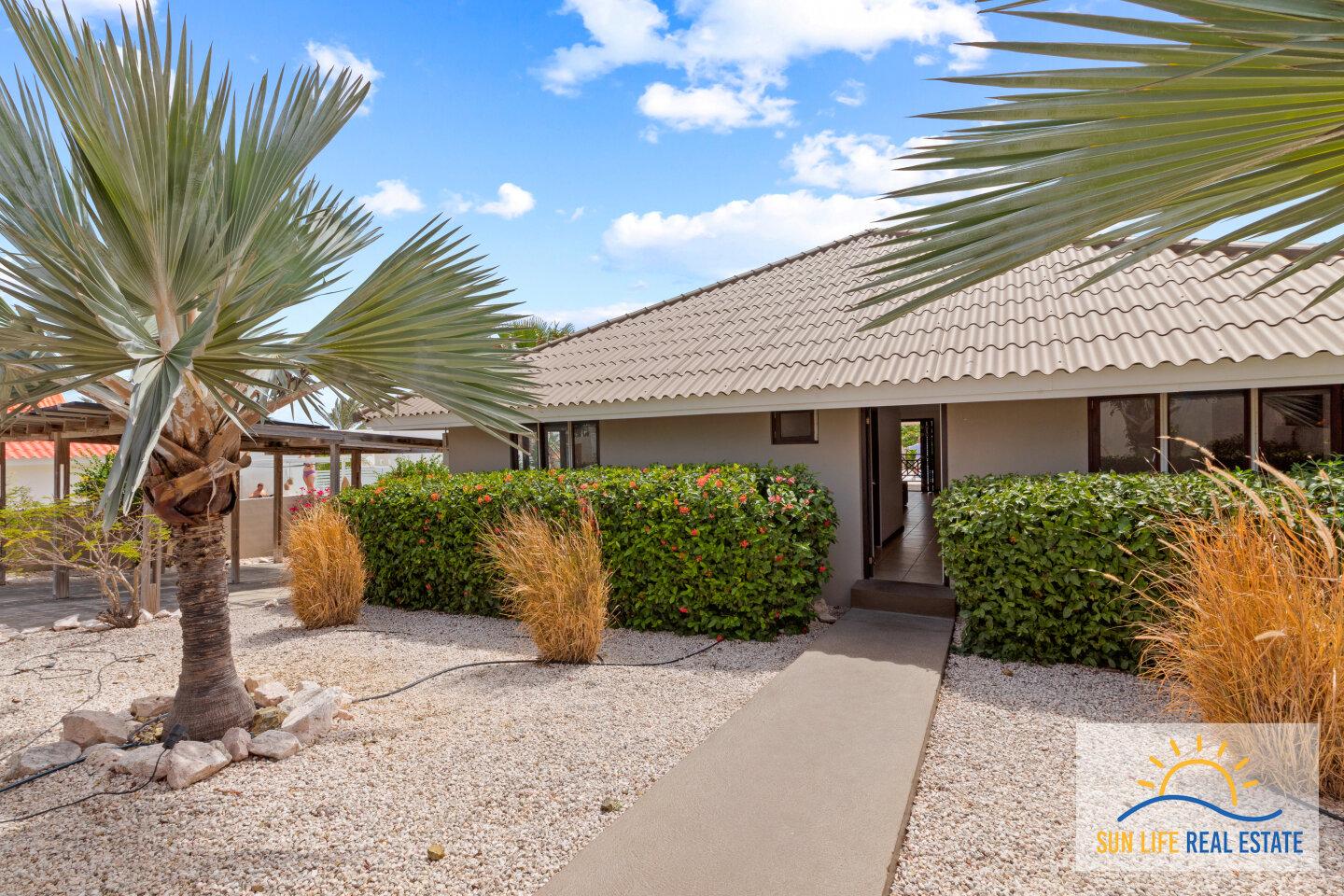 Vacation Villa for Sale in Vista Royal